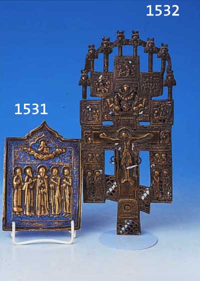 KREUZ, RUSSLAND, UM 1850, BRONZE, RESTE VON BLAUEM UND WEIßEM EMAIL, CA. 27 X 11.5 CM