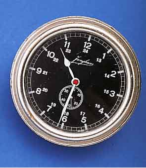 JUNGHANS EINBAUUHR AUTO (LKW), DEUTSCHLAND UM 1938, METALL VERN., KAL. UNGED., AUFZUG U. ZEIGERST. RüCKS., LT. EINL. WERK GEREINIGT, NEUE ...