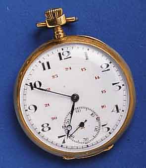 HERRENHERRENTASCHENUHR OFFEN, FRANKREICH UM 1912, GG 750/000, BODEN IM STRAHLENDEKOR, EMAILBL. PROV. REP. BEI 6, INNEN ROT 13-24, GOLDCUV., VERG. ...