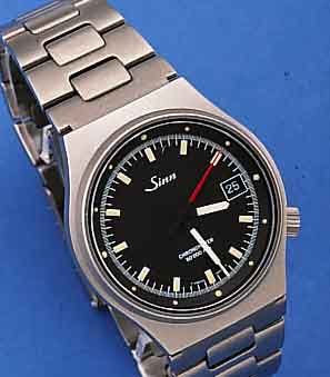 SINN HERRENARMBANDUHR CHRONOMETER AUTOMATIK, REF.-NR. 2540681, SCHWEIZ UM 1992, DURCH INNENSCHALE BESONDERS MAGNETFELD GESCH. (80.000 ...