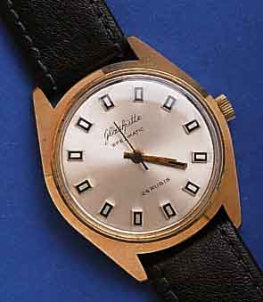 KONVOLUKONVOLUT: 2 GLASHÜTTE HERRENARMBANDUHREN, BEIDE METALLGEH. ROTVERG., BER., EDELST.- BÖDEN GEDR., 1X KAL. 70,1, HANDAUFZUG, STOß- GES., ...
