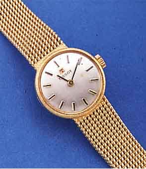 TISSOT DAMENGOLDBANDUHR, SCHWEIZ UM 1962, GG 585/000 INCL. GG-BAND, BODEN GEDR., VERS. BLATT, RUNDANKERW., 17 ST., HANDAUFZUGKAL. 709-2, ...