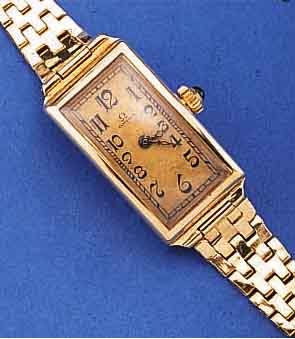 OMEGA DAMENGOLDBANDUHR, SCHWEIZ UM 1940, GG 585/000, SCHARNIERGEH., RECT.-FORM IN SICH GEW., SCHMUCKKRONE SPäTER, ORIG. GEBL. STIL- ...