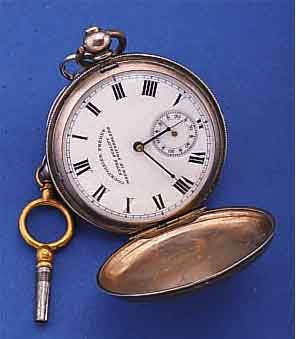 KONVOLUT: 2 HERRENTASCHENUHREN, SCHWEIZER PRODUKTION, ZYLINDERW., GEFERT. NACH VERSCH. KONZEPTEN, 1X SIGN. CURVOISIER FRERES, SCHWEIZUM 1880, ...