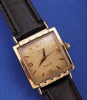WYLER HERRENARMBANDUHR INCAFLEX/DYNAWIND, METALL-STüLPGEH., GEGEN EDELST.-BODEN UNTER DEN BANDANST. M. HALTEKLAMMERN VERSCHR., NUTZSP., ...