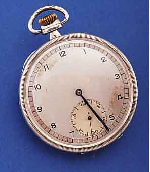 CORTEBERT HERRENTASCHENUHR, SCHWEIZ UM 1935,800ER SILBER, BER., RAND WIE BüGEL RELEFIERT, 2-FARB. VERS. BLATT, ALTERSBED. L. FL., GEBL. ...