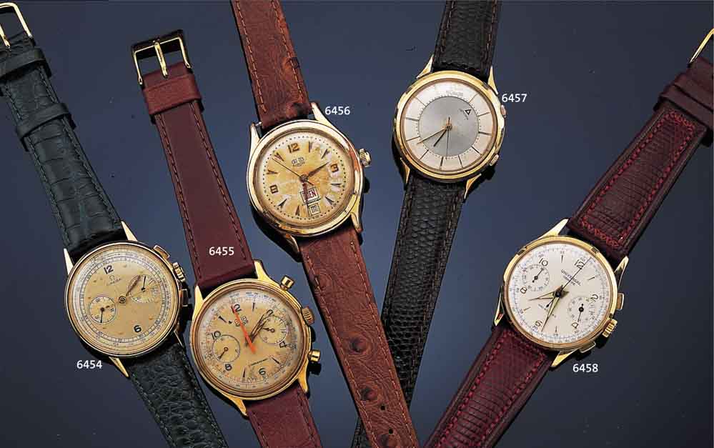 UNIVERSAL GENEVE ARMBANDCHRONOGRAPH UNICOMPAX, SCHWEIZ UM 1950, GG 750/000, BODEN U. GLAS-R. GEDR., AUF BODEN WIDMUNGSGRAV. VON 1952, KRONE ERS. ...