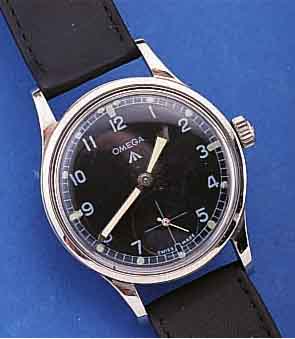OMEGA MILITäRARMBANDUHR, FüR D. BRIT. ARMEE,SCHWEIZ UM 1949, EDELST., BODEN VERSCHR., ORIG.-OMEGA-LEDERB. M. STIFTSCHL. SPäTER, ...