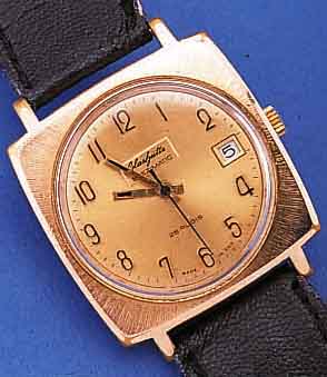 GLASHÜTTE HERRENARMBANDUHR SPEZIMATIC, METALL ROTVERG., BER., EDELST.-BODEN GEDR., 26 ST., KAL. 75/772, DEUTSCHLAND UM 1972, LEDERB., ...