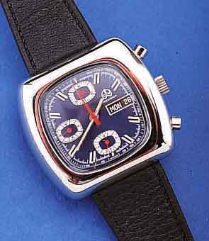 O & W ARMBANDCHRONOGRAPH PRECISION AUTOMATIK MIT TAG UND DATUM, UNGETR. LAGERW., SCHWEIZ UM 1974, POL. EDELST.-GEH. MASSIV, BODEN GESCHR., ...
