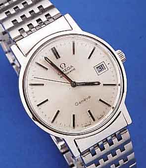 OMEGA HERRENARMBANDUHR AUTOMATIK GENEVE, EDELST., BODEN GESCHR., EDELST.-BAND, SCHWEIZ UM 1975, 17 ST., ZENTRALROTOR, WERK VERG., KAL. 1030, ...