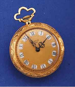 GENEVE EXTRA DAMENANHäNGE/TASCHENüHRCHEN, SCHWEIZ UM 1950, GG 750/000, RUNDUM SCHMUCK- GRAV., DREHPENDANT, MATT VERG. BLATT M. KAR- ...