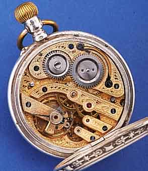 KONVOLUT: 2 HERRENTASCHENUHREN (SOGENANNTE BAUERNTASCHENUHREN), SCHWEIZ FüR DEN DTSCH. MARKT UM 1910, BEIDE 800ER SILBER, BEIDE BEM. ...