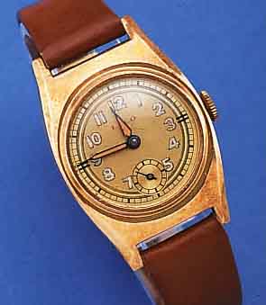 KONVOLUT: 3 LACO HERRENARMBANDUHREN, GEFERT.IN DER ZEIT UM 1938- CA 1955, ALLE METALL M. GG-AUFL., ALLE HANDAUFZUGKAL., LEDERB. NEU, 1X NEUTR. ...