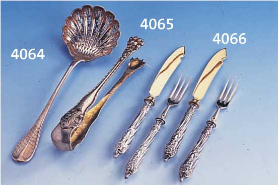 DESSERT- BZW. OBSTBESTECK FüR 12 PERSONEN, DEUTSCH UM 1890, GRIFFE 800ER SILBER MIT ROKOKODEKOR, GEBR.-TEILE METALL VERGOLDET, BEST. AUS: ...