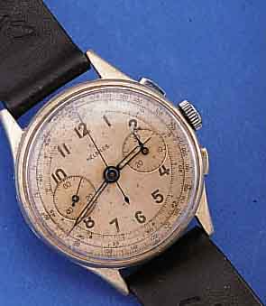 KONVOLUT: 2 ARMBANDCHRONOGRAPHEN, SCHWEIZ UM1948, BEIDE BASISKAL. LANDERON 48, 17 ST., HANDAUFZUG, SCHR.-UNR., FLACHSPIR., OHNE STOßS., ...