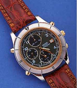 SEIKO HERRENARMBANDUHR CHRONOGRAPH, QUARTZ, METALL Z.T. VERG., EDELST.BD., AB HERST. WASSERGESCH., ORIG. LEDERBD., BEDIENUNGSANL., LAGERWARE, ...