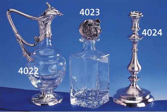 KARAFFE, MONTIERUNG 925ER SILBER, KRISTALLKORPUS, SILBERMONTIERUNGEN IN DER ART DES JUGENDSTILS, MEISTERMARKE UNGED., H CA. 29 CM
