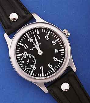 ROYAL NAVY MILITÄRARMBANDUHR, SCHWEIZ UM 1998, EDELST., TEILW. SAT., TEILW. POL., BEID- S. MINERALVERGL., KONTRASTZIFFERBL., D. CA. 42 MM, ...