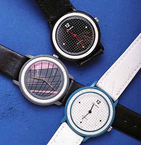 KONKONVOLUT: 3 GLASHÜTTE HERRENARMBANDUHREN, ALLE QUARTZ, UNGETR. LAGERW. UM 1985, VERSCH. DESIGNS, LEDERB., VERKAUFSLOGO, EZ 0-1