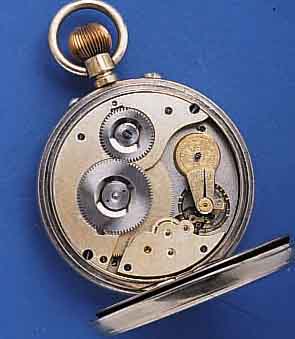 DIENSTUDIENSTUHR (ÜBERGROßE TASCHENUHR), SCHWEIZ UM 1908, ARGENTANGEH., EMAILBL. BEZ. M.M. & CO. PAT., MIT GLAS ZU ERS., WERK VERG., 15 ST., GR. ...