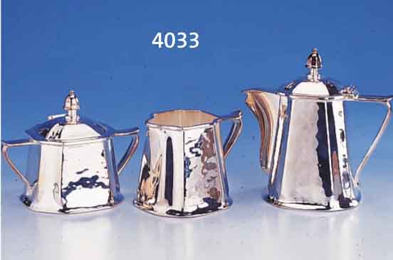 KAFFEE- BZW. TEEKäNNCHEN, SAHNEGIEßER UND ZUCKERDOSE, 800ER SILBER, HANDARBEIT, GETRIEBEN, DECKEL MIT SCHARNIER, TOTAL CA. 3680 G, ...