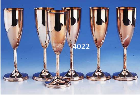 6 6 CHAMPAGNERKELCHE, 925ER SILBER, INNENVER- GOLDUNG, H CA. 18 CM, ETUI, TOTAL CA. 495 G