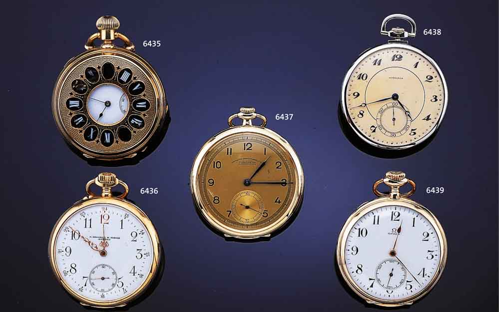 LONGINES HERRENTASCHENUHR, SCHWEIZ UM 1912, GG 750/000, AUßEN GLATT, PERF. EMAILBL. M. VERKÄUFERSIGN., ROTE 12, ROTE 24, VERG. U. TEILW. VERS. ...