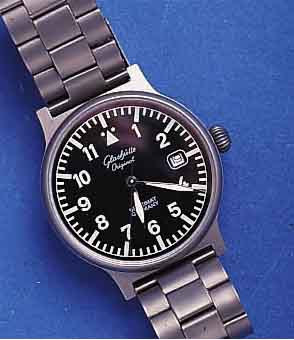 GLASHÜGLASHÜTTE ORIGINAL FLIEGERARMBANDUHR SPEZIMAT, TITAN INCL. TITANBAND, ORIG.-ETUI, GARAN- TIEKARTE M. HERKUNFTSNACHW., DEMNACH GEK. 1996, ...