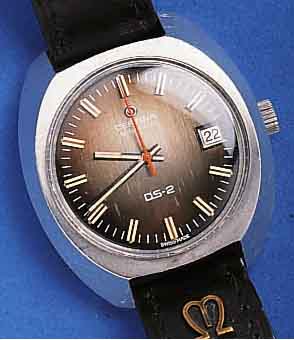 CERTINA CERTINA AUTOMATIK MODELL DS-2, EDELST., BODEN GESCHR., BEI FERTIGST. WASSERD., SCHWEIZ UM 1970, LEDERB. SEK., WERK BESONDERS SEITL. ...