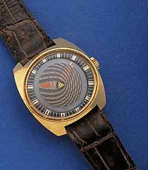 KONVOLUT: 2 ERNEST BOREL COCKTAIL WATCHES, VERSCH. FERTIGUNGSZEITEN, BEIDE M. MYSTER. ZEITANZ., 1X BODEN VERGL., HANDAUFZUG, ETA BASISKAL. 1301, ...