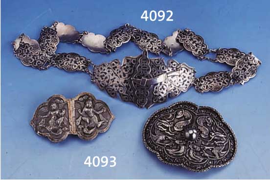 HOCHOCHZEITSGÜRTEL, KAUKASUS UM 1900, SILBER TAUSCHIERT, MEISTERMARKE UNGED., SÄBELSCHLIEßE ERGÄNZT, L. CA. 77 CM