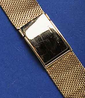 GOLDGOLDFLECHTBAND FÜR HERRENARMBANDUHR, GG 585/000, STEGBR. 17 MM, L. VON STEG ZU STEG CA. 16 CM, TROTZ NUTZSP. VERWENDB., TOTALGEW. CA. 32 G