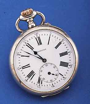 SAXONIA HERRENTASCHENUHR, SCHWEIZ/DEUTSCH- LAND UM 1910, 800ER SILBER, RÜCKDECKEL AUS REP.-GRÜNDEN IN METALL VERCHR./ERS., EMAILBL. ORIG. RISS., ...