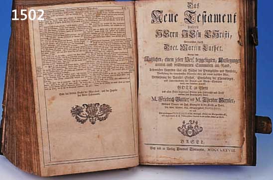 BIBEL, EMANUEL THURMEYER, 1748, ALTER UND NEUES TESTAMENT, GEPRÄGTER PERGAMENTEINBAND BESCHÄDIGT, SCHLIEßEN FEHLEN, EINIGE FEHLSEITEN