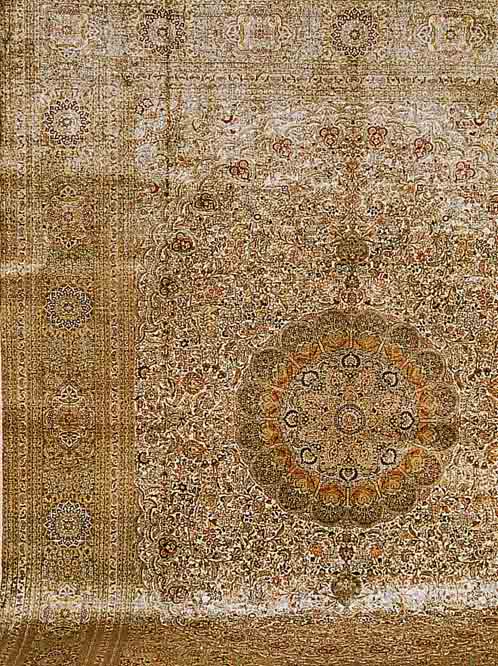 CHINA HEREKE SEIDE FEIN CA.366 X 274 CM. REINE NATURSEIDE.