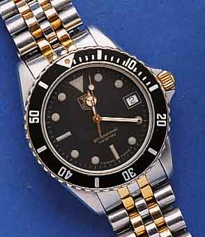 HEUER/HEUER/TAG HERRENTAUCHERUHR PROFESSIONAL, SCHWEIZ UM 1994, EDELST., EDELST.-BAND, SCHR.- KRONE, DREHLÜNETTE SOWIE ZWISCHENGL. HARTVER- G., ...