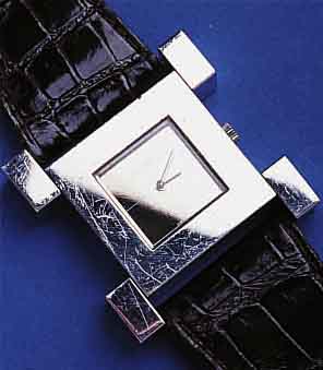 LONGINESLONGINES HERRENARMBANDUHR, REF.-NR. 7102/50 16/1, SCHWEIZ UM 1974, MASSIV STERLINGSILBER RHOD., VERG. ELEKTRO-MECHAN. WERK, SPIEGELPOL. ...