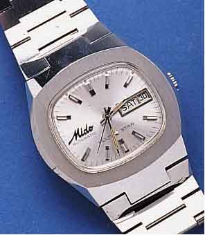 KONVOLUT:KONVOLUT: 2 MIDO HERRENARMBANDUHREN MULTISTAR AUTOMATIK MIT TAG UND DATUM, BEIDE EDELST., EDELST.-ORIG.-BÄNDER, WOHL LAGERBEST. UM 1974, ...