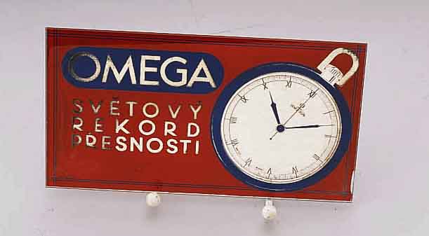 OMEOMEGA WERBESCHILD, TSCHECHOSLOWAKAI UM 1955- 60, GLAS, AUFDRUCK Z. T. BER., ALTERSSPUREN, SAMMLERSTÜCK