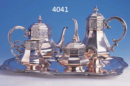 4-TEIL. KAFFEE- UND TEESET AUF TABLETT, DEUTSCH UM 1911, KOCH & BERGFELD, ATELIER E. GOLDSCHMIDT, GESUCHTER ENTWURF, BEST. AUS: KAFFEE- UND ...