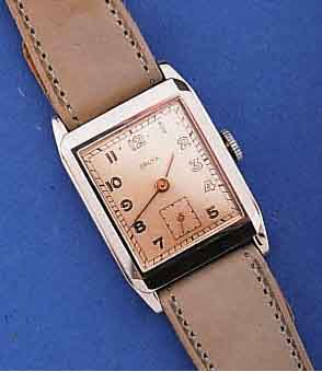 KONVOLUT: 3X ORLYS HERRENARMBANDUHREN, FÜR D. DEUTSCH. MARKT, 1948-1954, UNGETR. LAGERW., LT. LAGERSP., ALLES RECT.-FORM, KONKAVGL., 2X ...