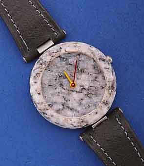 KONVOLUT: 3 TISSOT DAMENARMBANDUHREN, SERIE ROCKWATCH, HIGH-TECH-QUARTZWERKE, VERSCH. DESIGN, LEDERBD. M. STIFTSCHL., VOR SCHÄTZUNG BATT. ERN., ...