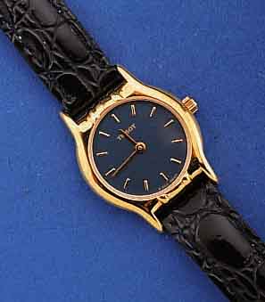KONVOLUT: 2X TISSOT ARMBANDUHREN, 1 X FÜR DAMEN, 1 X FÜR HERREN, DIESE M. DAT., BD. AUF- WEND. METALLGEH. HARTVERG., EDELST.-BÖD. AUF- GEDR., ...