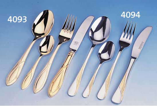 70-TEILIGE70-TEILIGES BESTECK, MODELL SANDRA, NIVELLA SOLINGEN, CHROM-NICKEL-EDELSTAHL MIT 23/24 KT GOLDAUFLAGE, EHEM- KAUFPREIS LT BEIL. ...