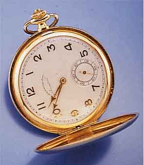 IMPERIA HERRENTASCHENUHR, SAVONETTE, SCHWEIZ UM 1935, GG 750/000, VERSILB. BL. M. AUFGEL. ARAB. GOLDZIFFERN, GOLDSTILFORMZEIGER, METALL- CUV., ...