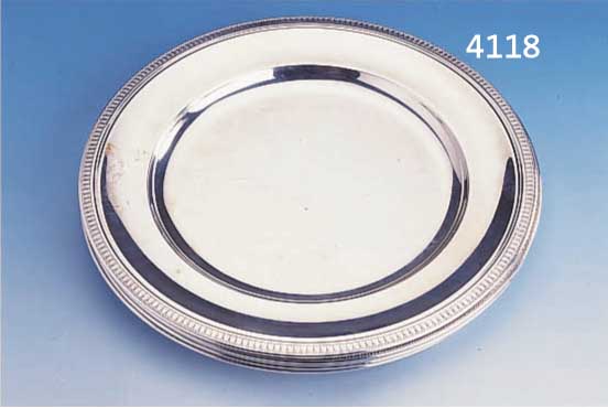 6 PLATZTELLER, 800ER SILBER, RAND MIT STIL. AKANTHUSBLATTVERZIERUNG, D. CA 27.5 CM, CA. 2415 G, LEICHTE GEBR.SOUREN