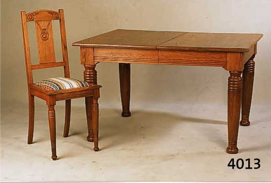RUNDES TABLETT, 835ER SILBER, DEUTSCH PFORZH. UM 1950, LUTZ & WEISS, CA. 450 G, ANLAUFSCHUTZ BERIEBEN, D. CA. 29 CM, GEBR-.SPUREN