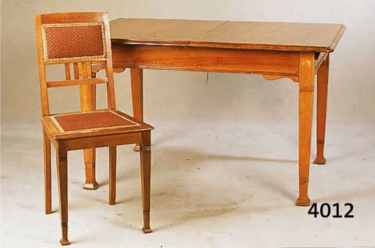 SAHNEGIEßER UND ZUCKERSCHALE AUF TABLETT, 830ER SILBER, WILKENS BREMEN, SCHLICHTER BA- ROCKSTIL, CA. 395 G, TABLETT 26 X 13.5 CM