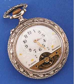 HEBDOMAS HERRENTASCHENUHR, 8-TAGE-WERK, METALL VERS., BER., AUF RÜCKSEITE RELIEF. DARST. FEUERWEHR MIT HILFESZENE, EMAILBL. RISSIG, GOLD- UND ...